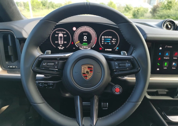 Porsche Cayenne cena 949999 przebieg: 58, rok produkcji 2024 z Łask małe 562